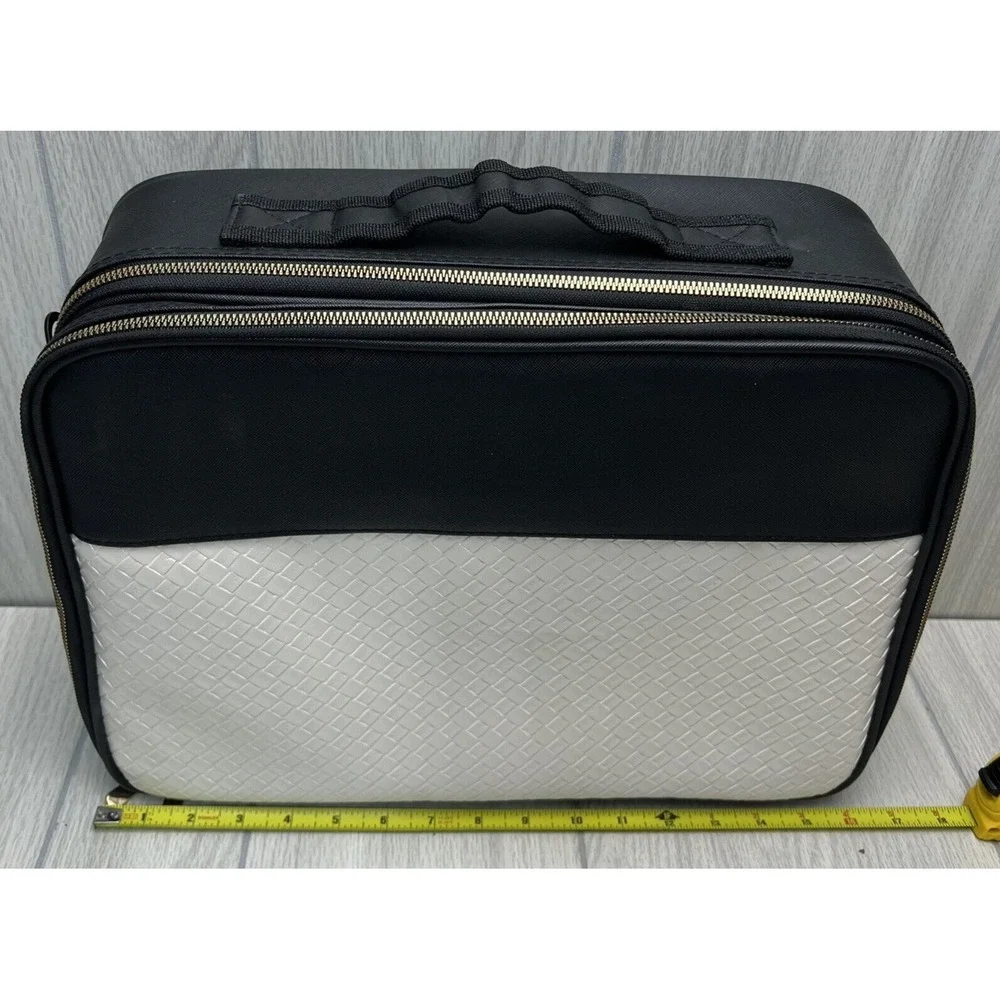 N/A case preowned